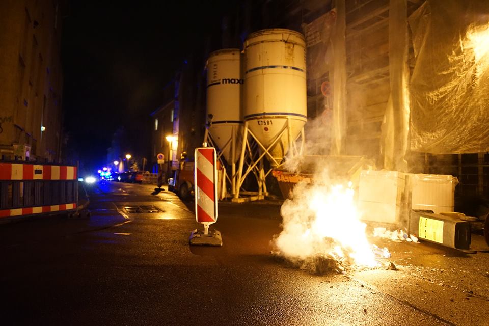 Großangriff auf Hausprojekt in Halle - EinProzent